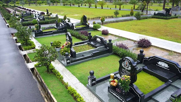 Ảnh thực tế mộ đá granite nguyên khối